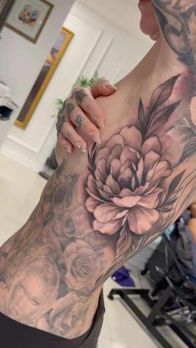𝒯ℯ𝓃ℯ𝒾𝓁ℯ 𝒩𝒶𝓅ℴ𝓁𝒾 tattoo 023