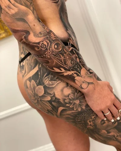𝒯ℯ𝓃ℯ𝒾𝓁ℯ 𝒩𝒶𝓅ℴ𝓁𝒾 tattoo 037