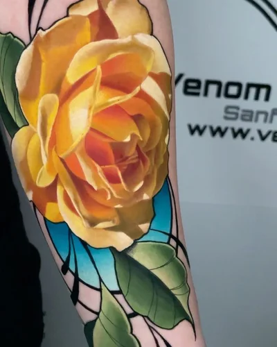 Teresa Andrews tattoo 050