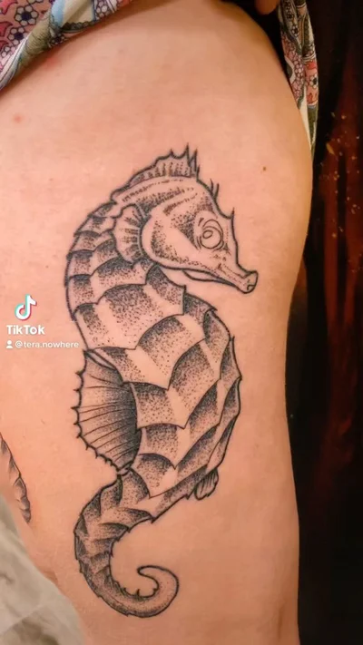 Tereza Nahlovsky tattoo 016