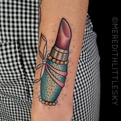 Meredith Littlesky tattoo 045