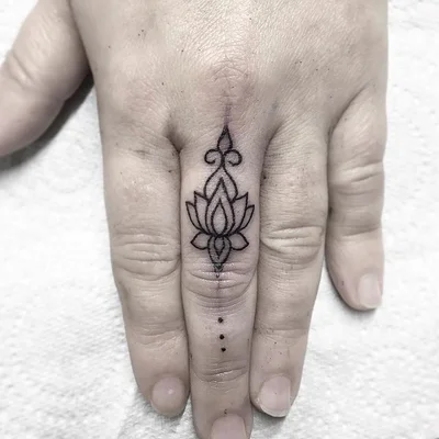 Tess Divine Ink tattoo 019