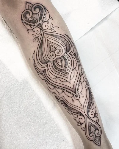 Tess Divine Ink tattoo 024