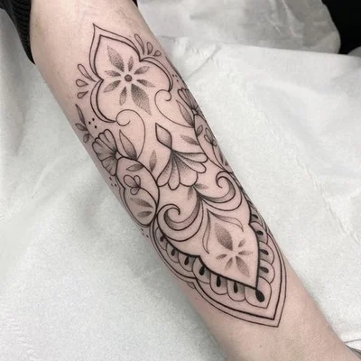 Tess Divine Ink tattoo 045