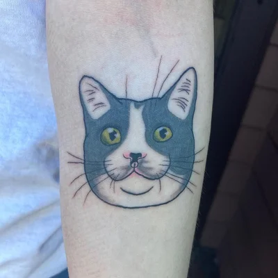 Tessa Raye tattoo 008
