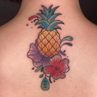 Tessa Raye tattoo 015