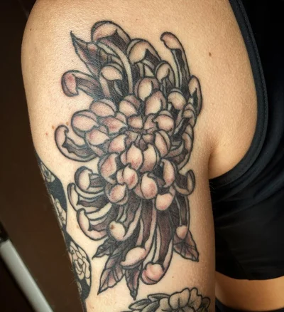 Tessa Raye tattoo 016