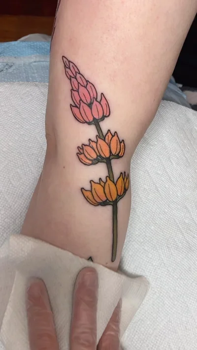 Tessa Raye tattoo 032