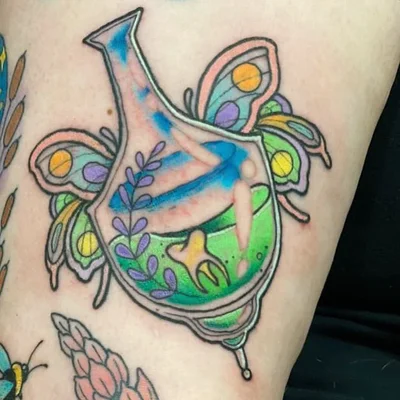 Tessa Raye tattoo 039