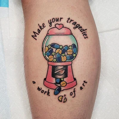 Tessa Roux tattoo 014