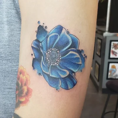 Tessa Roux tattoo 030