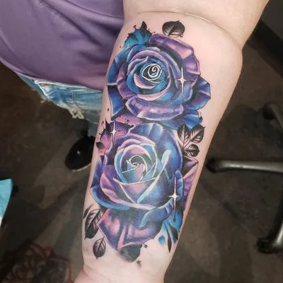 Tessa Roux tattoo 043