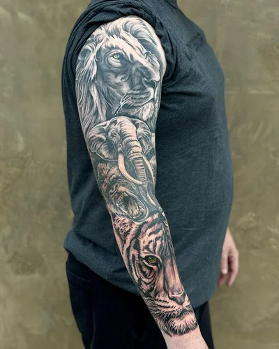 Black & Grey Tattoo Artist tattoo 023