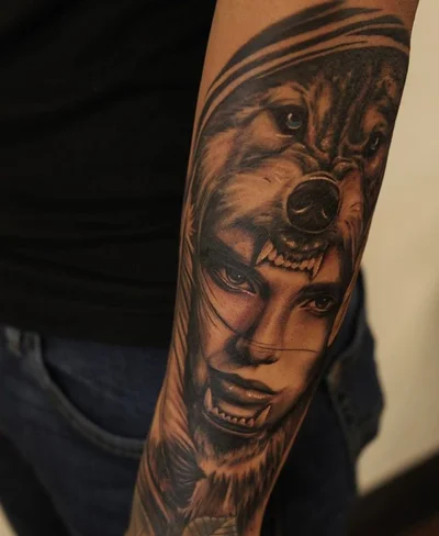 Black & Grey Tattoo Artist tattoo 033