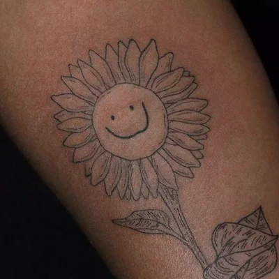 Thais Heleno tattoo 022