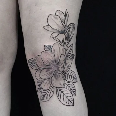 Thais Heleno tattoo 042