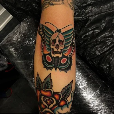 Maja Olsen tattoo 007