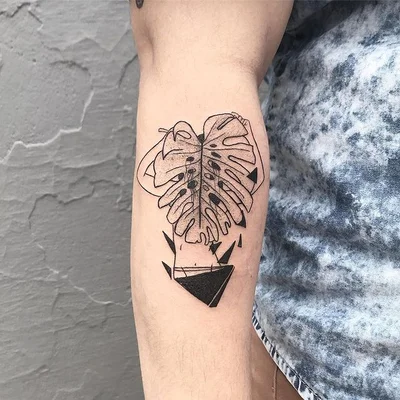 Thassio Leal tattoo 010