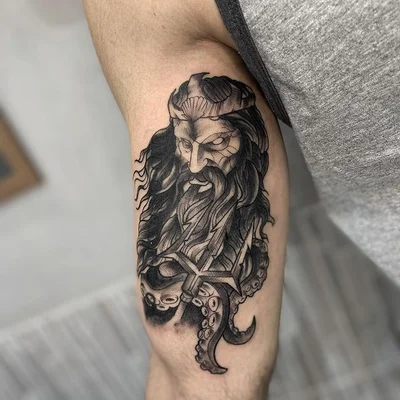 Thassio Leal tattoo 041