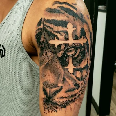 Cee Vann tattoo 040