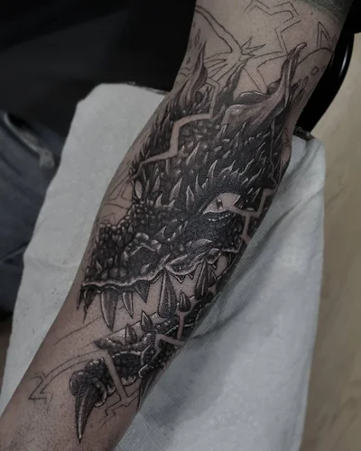 Jessie Luna tattoo 028