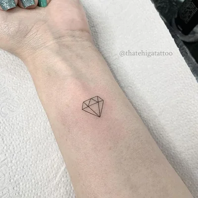 Thate Higa • Tatuadora tattoo 013