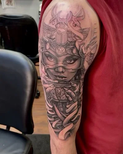 Mike Dee tattoo 014