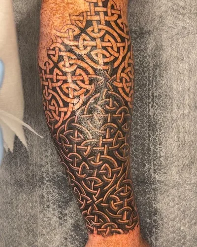 Mike Dee tattoo 032