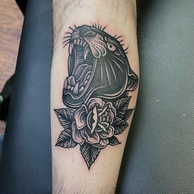 Mike Dee tattoo 044