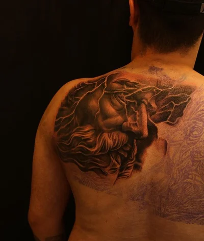 Mike Dee tattoo 047