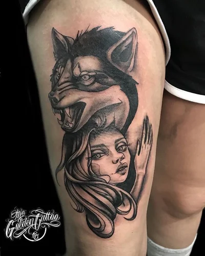 Susana Golden tattoo 021