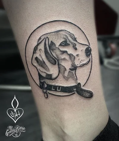 Susana Golden tattoo 031