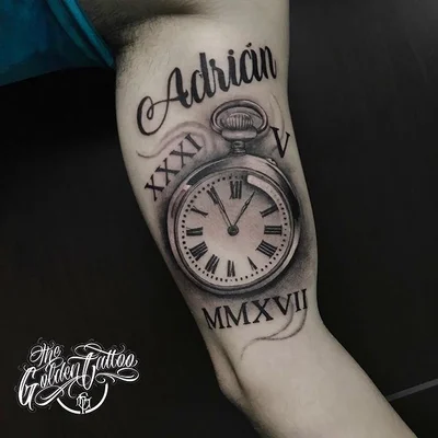 Susana Golden tattoo 032