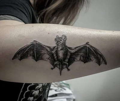 Ádám Veller tattoo 050