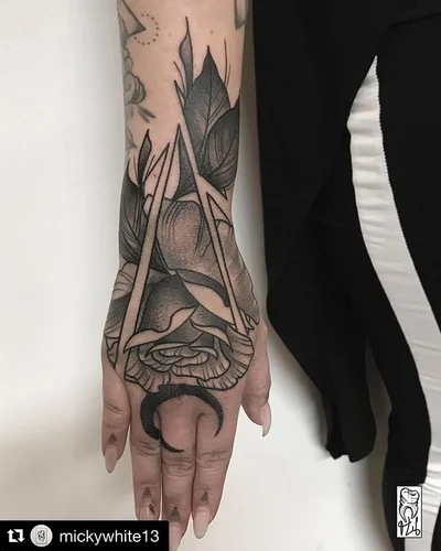 𐌕𐋅𐌄 𐌌𐌄𐌔𐌔 tattoo 008