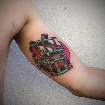 𐌕𐋅𐌄 𐌌𐌄𐌔𐌔 tattoo 020