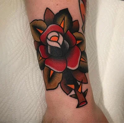 𐌕𐋅𐌄 𐌌𐌄𐌔𐌔 tattoo 028