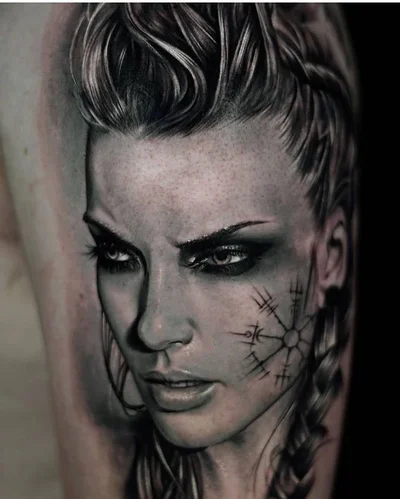 Laetitia Luccioni tattoo 011