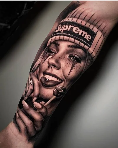 Laetitia Luccioni tattoo 016