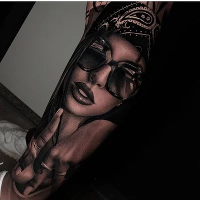 Laetitia Luccioni tattoo 024