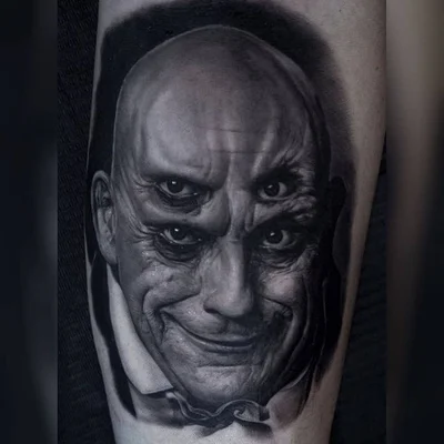 Laetitia Luccioni tattoo 033