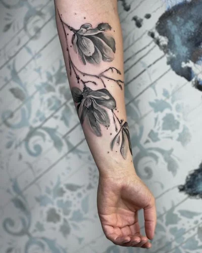 Thea Duskin tattoo 024