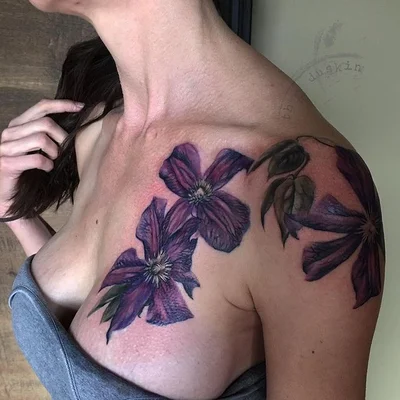 Thea Duskin tattoo 032