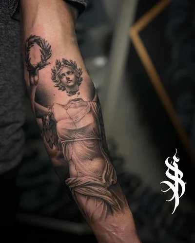 Angel Rose tattoo 010