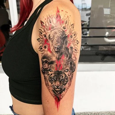 Brahian Mackeil tattoo 033