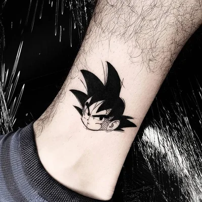 Brahian Mackeil tattoo 041