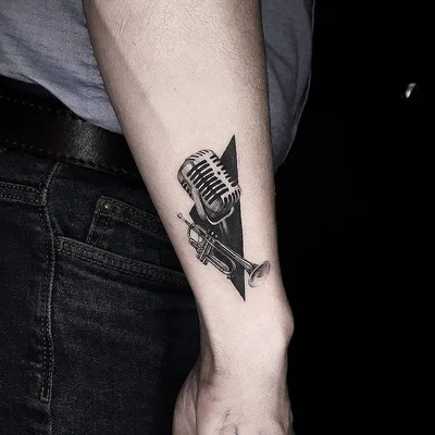Brahian Mackeil tattoo 042