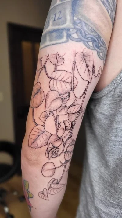Annie Blem tattoo 025