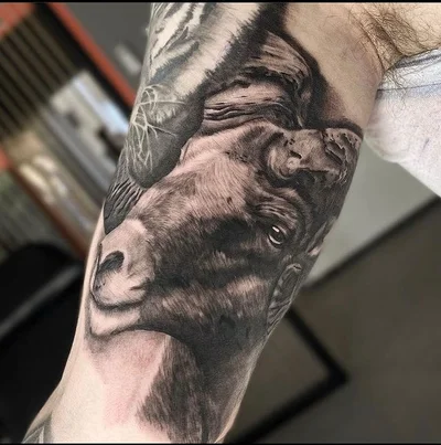 Maxine Lee tattoo 010