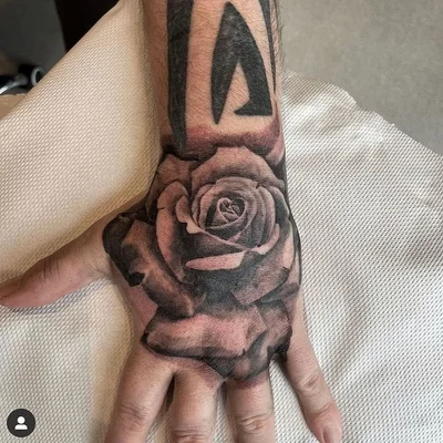 Maxine Lee tattoo 017